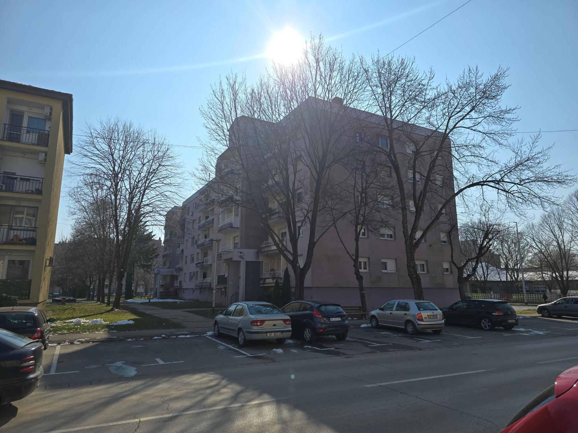 Apartman Valentic Vinkovci Bagian luar foto